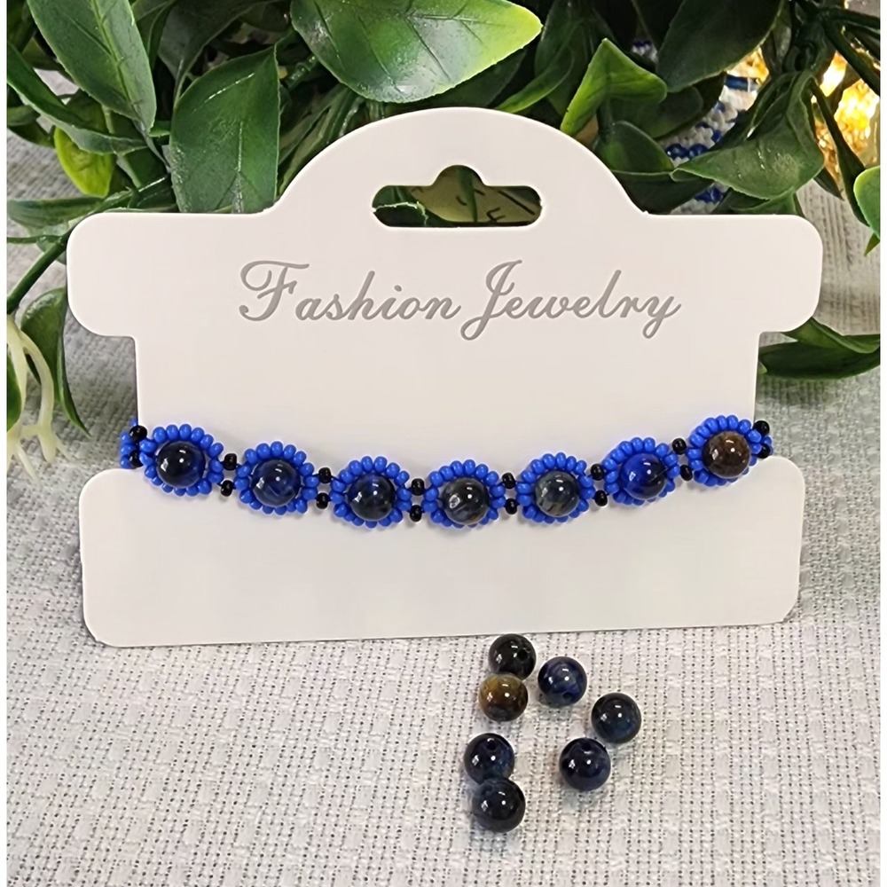 Elegant bracelet "Strength and Protection" - Tiger Eye and Czech Mustards